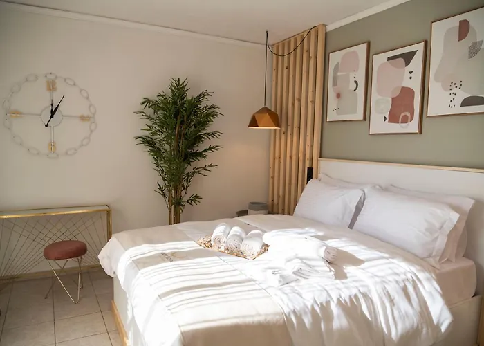 Seaview Luxury Suite